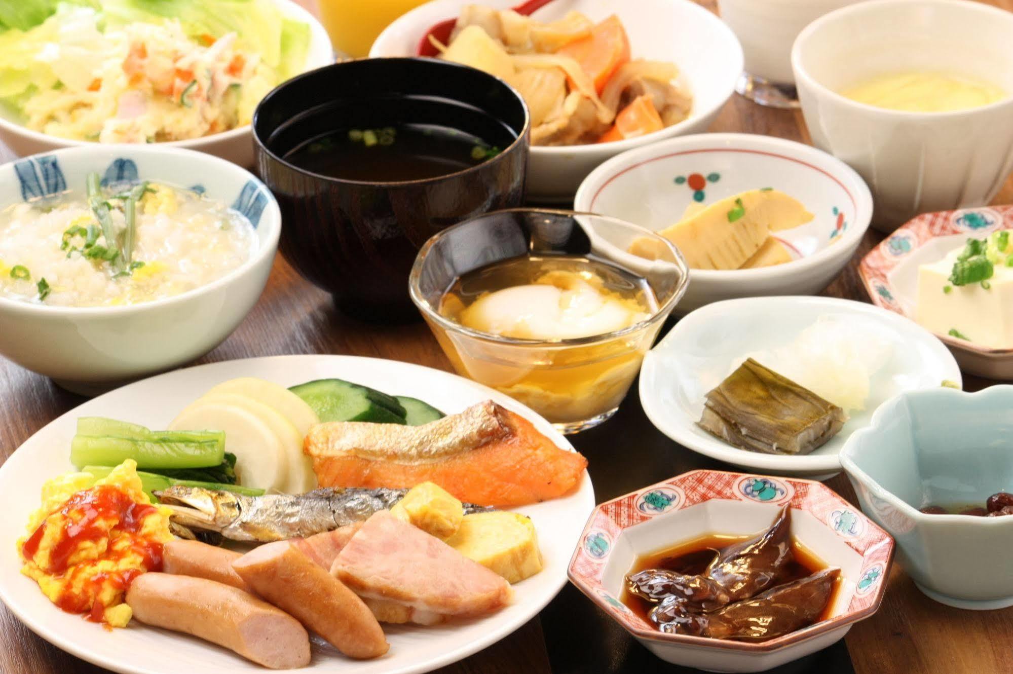 Fukui Manten Hotel Ekimae Экстерьер фото