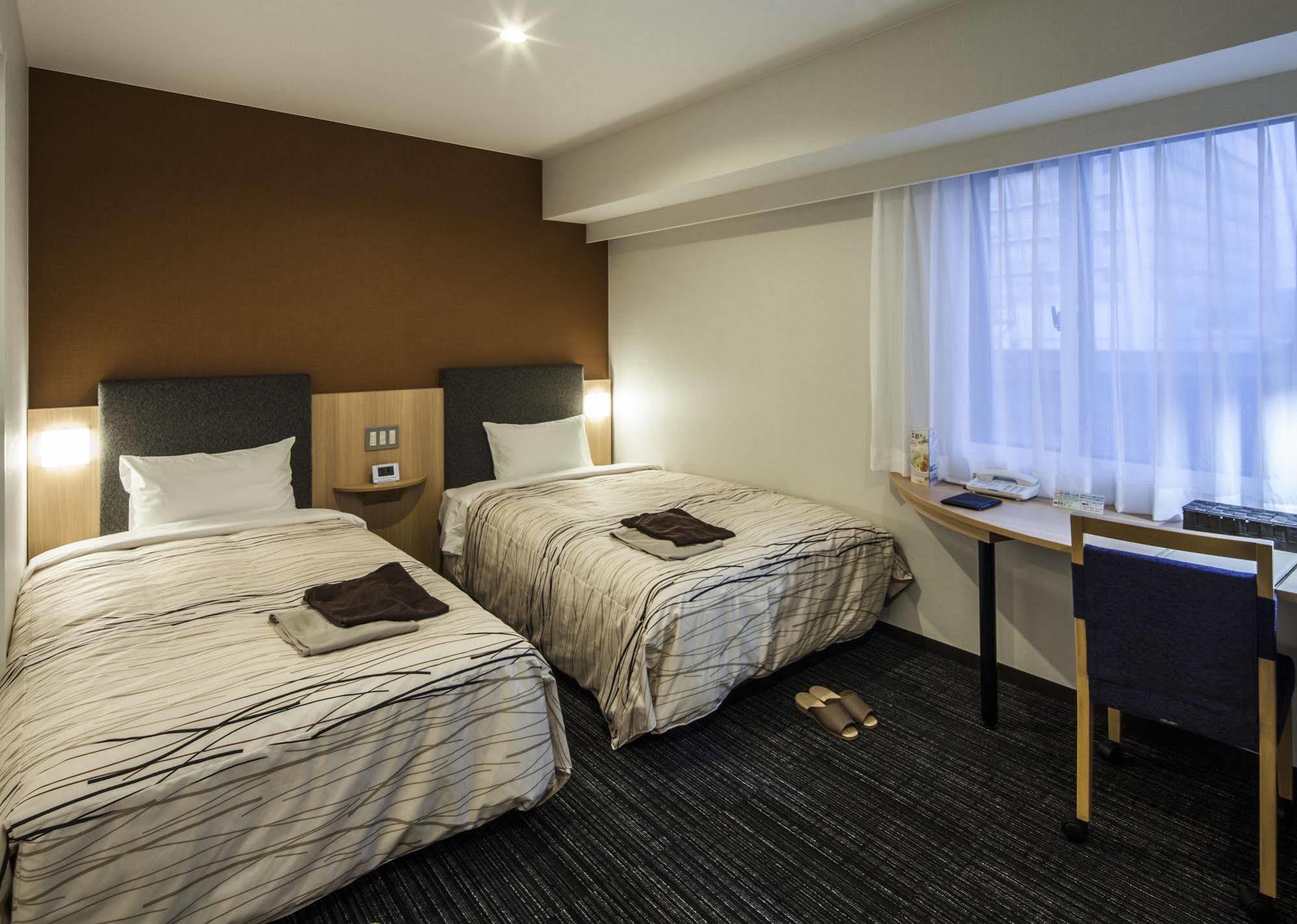 Fukui Manten Hotel Ekimae Экстерьер фото